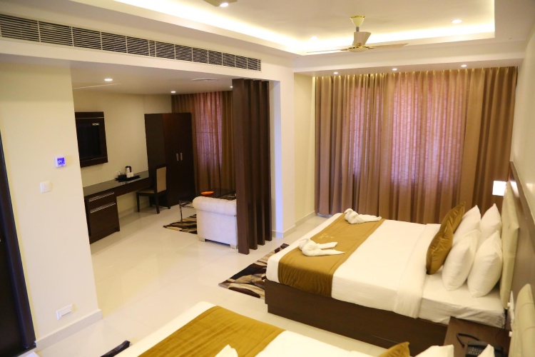 Deluxe Quadruple room