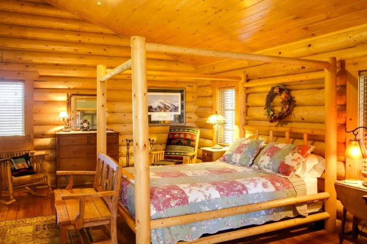 3 Bedrooms Cottage