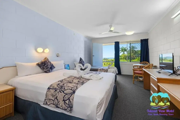 Standard Twin room with ocean view