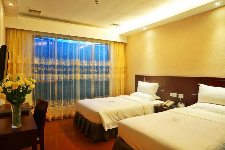 ZhongDa JinDu Hotel