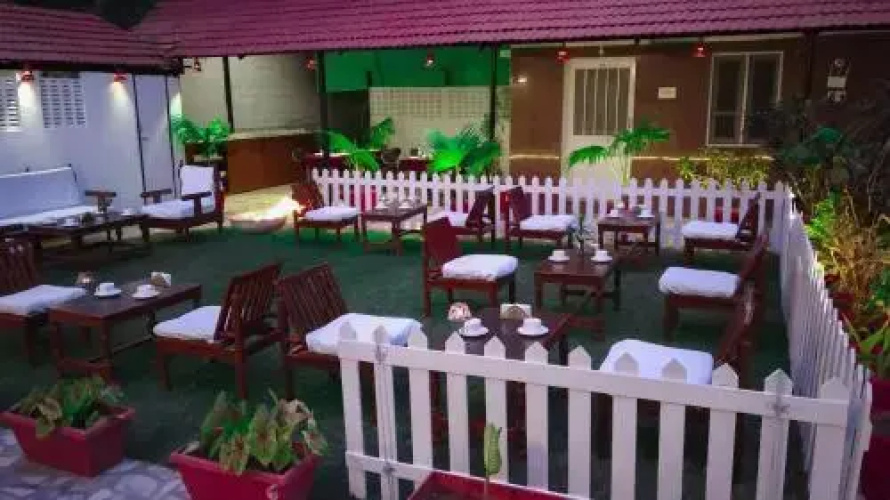Dhillon House