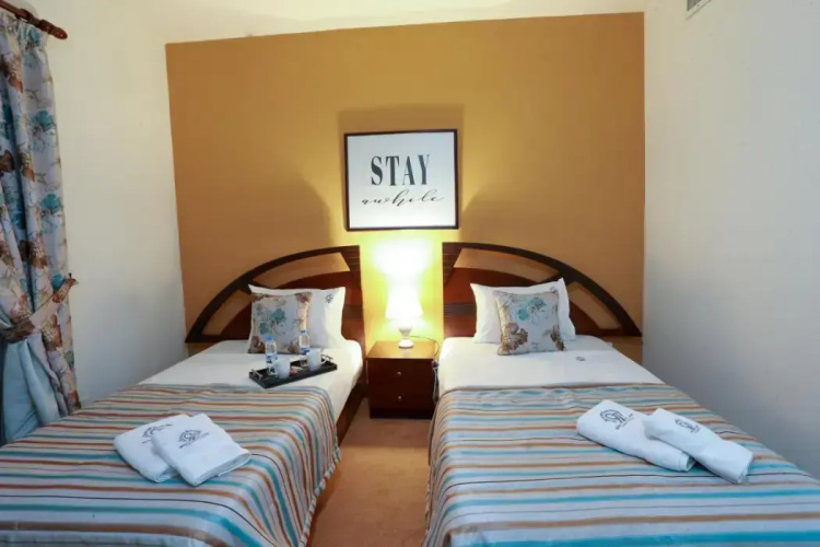 Nine Seven Hotel