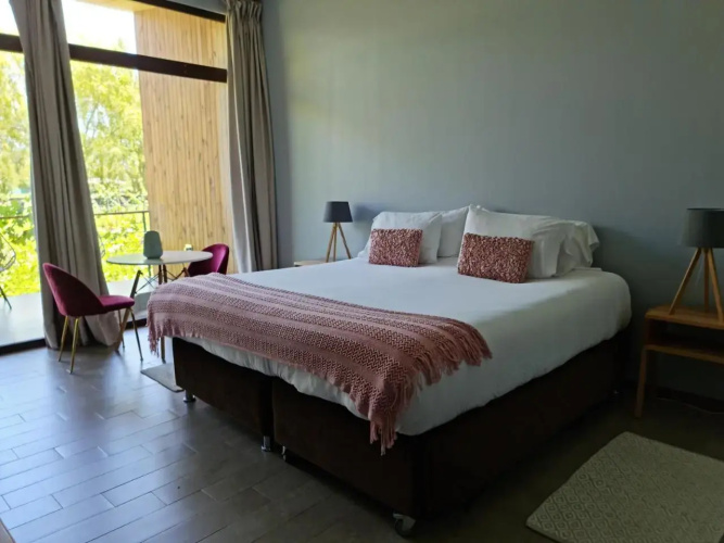 Hotel Parronales