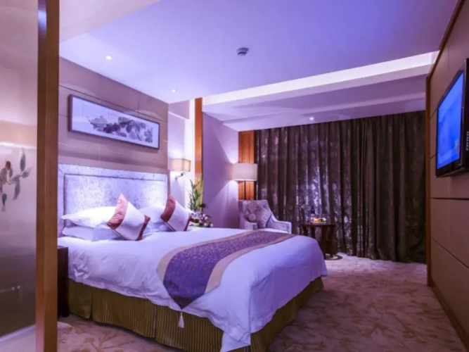 Fuyang Forlife Hotel