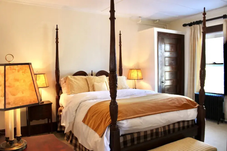 The Interlaken Inn
