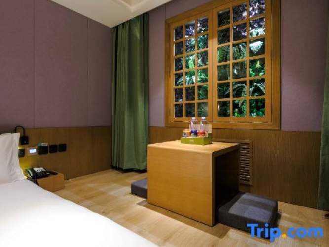 Standard Twin Family room