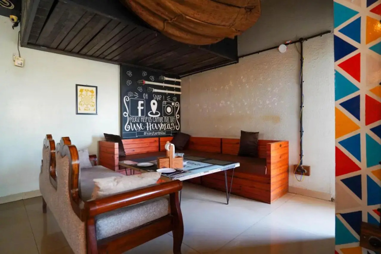 Hotel Floret Inn