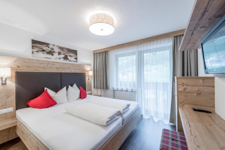 1 Bedroom Family Apartment with balcony