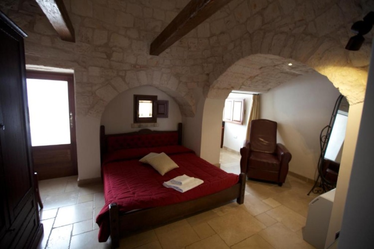 Trullo Suite No Window