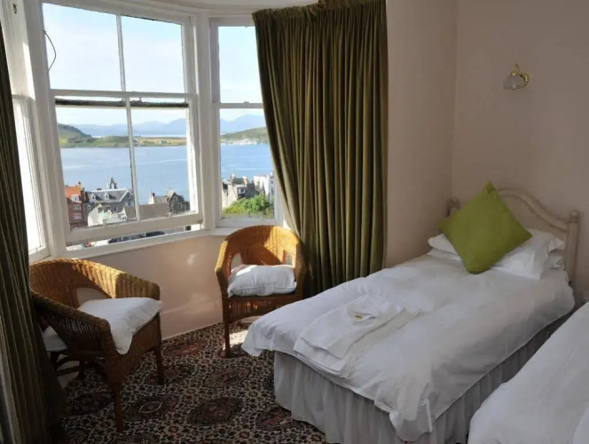 Invercloy Guest House