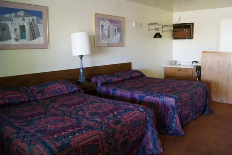 Hill Top Motel
