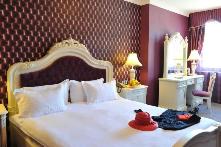 1 Bedroom Suite