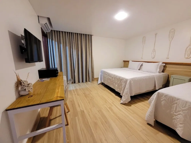 Standard Triple room