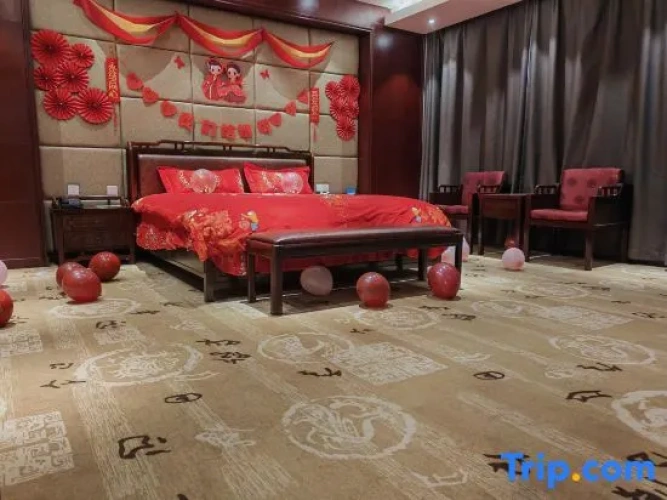 1 Bedroom Suite