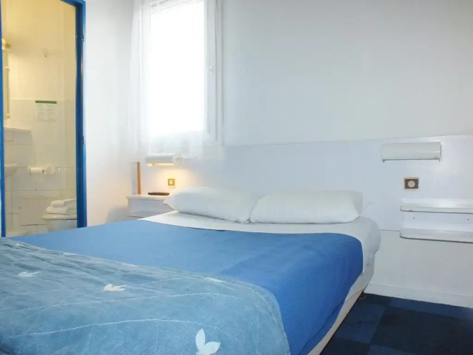 Alpha Hotel