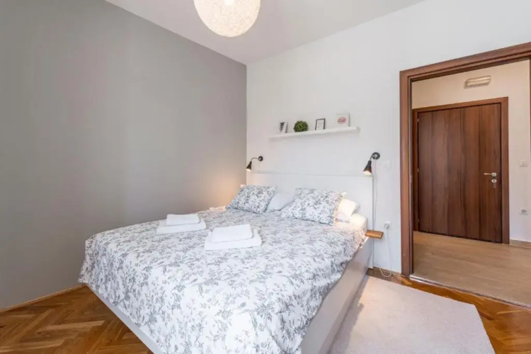 51 Street Apartment