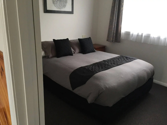 Georges Bay Apartments
