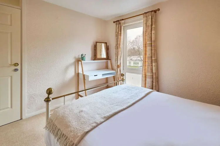 Host Stay Trinity Way