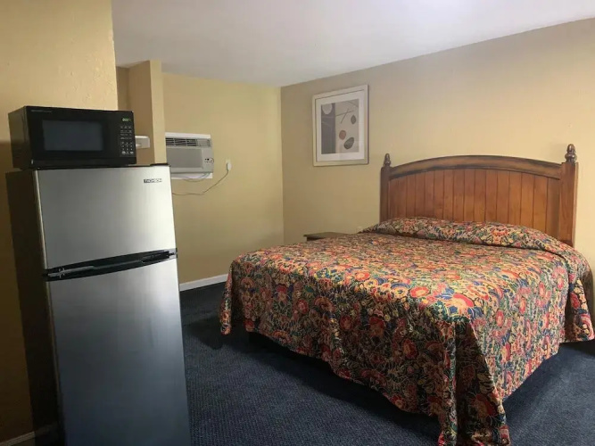 Economy Inn Motel