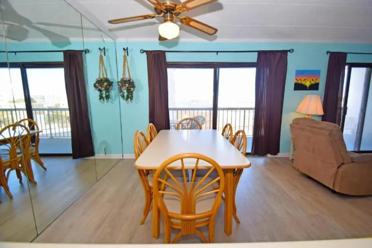 Bay Princess 211