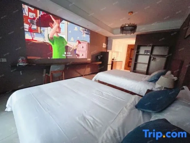 Deluxe Twin room with balcony