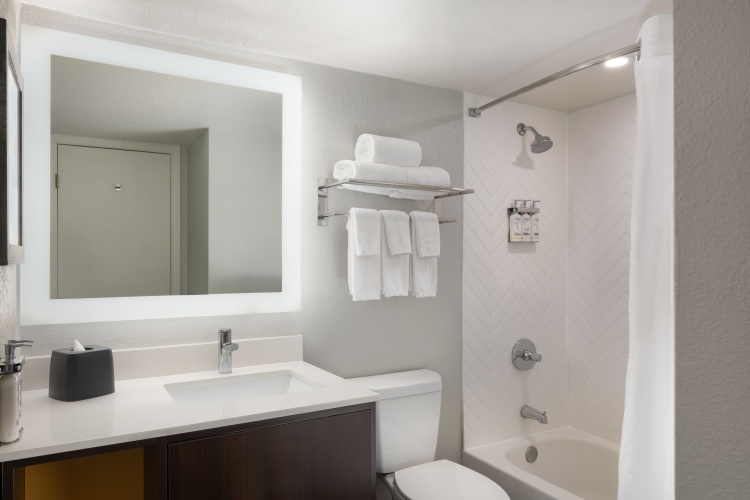 Holiday Inn & Suites Orlando SW - Celebration Area photo 9