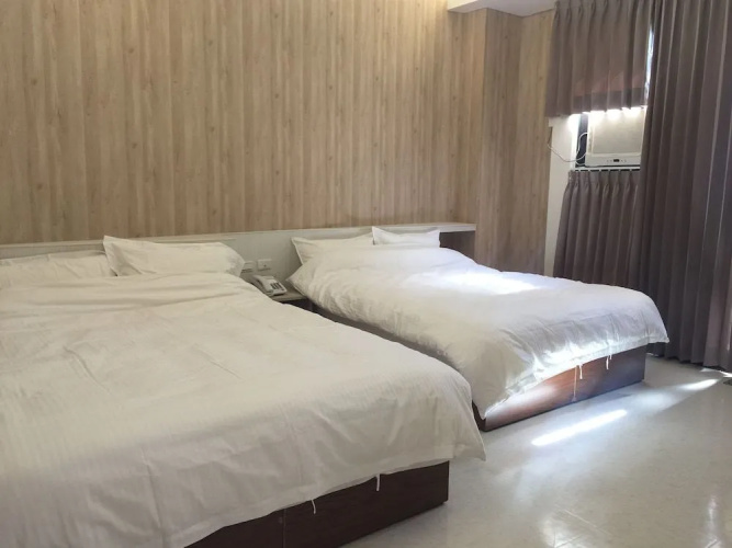 Jia-Jia Business Hotel