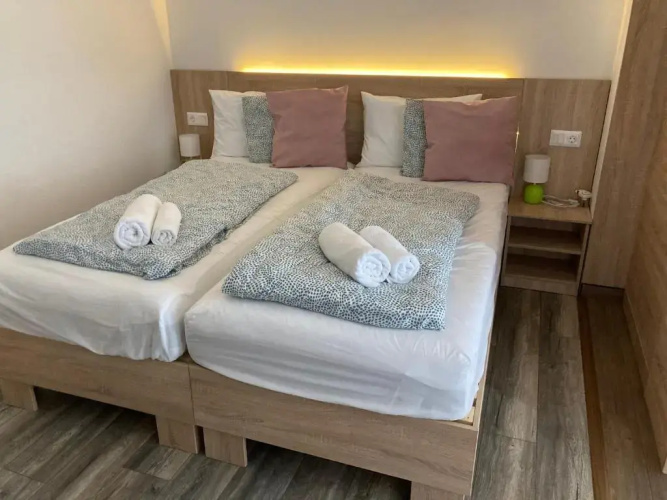 Platán Panzió