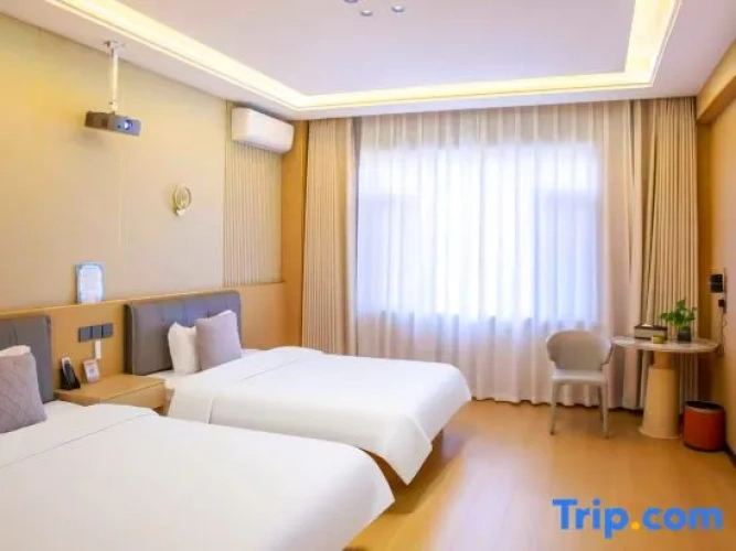 Luxury Twin room