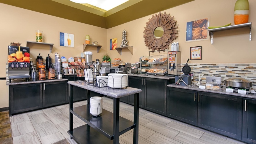 Best Western Canoga Park Motor Inn photo 15