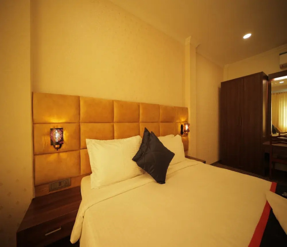 Adhava Park Inn