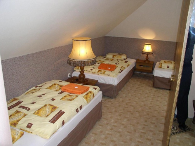 Standard Sextuple room