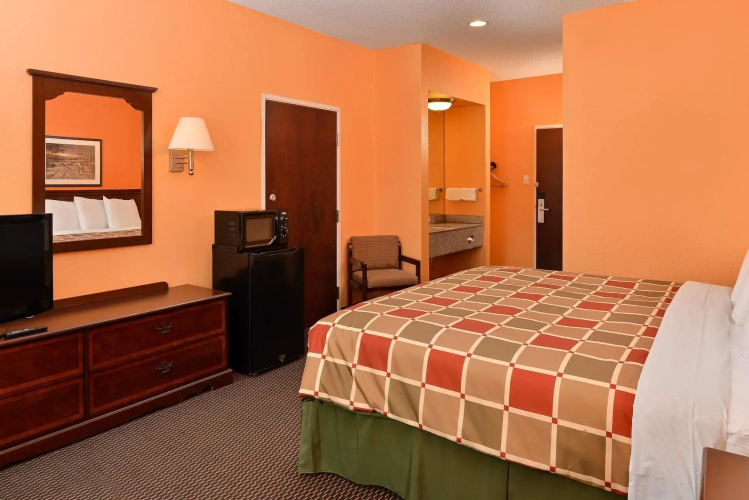 Executive Inn & Suites Breaux Bridge, LA