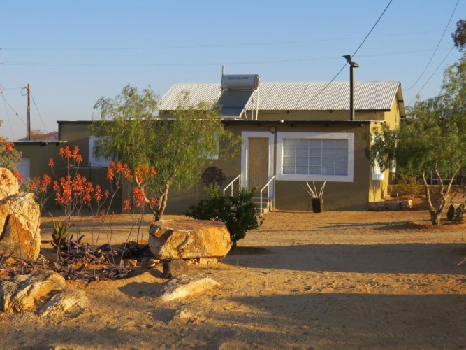 2 Bedrooms Cottage