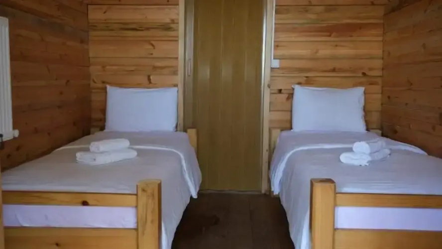 Çinarsuyu Tabi̇at Parki Bungalov