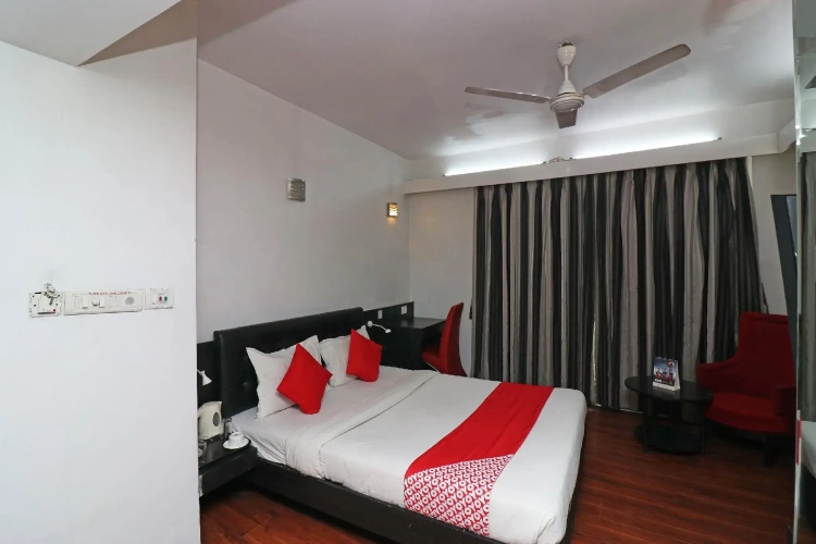 Suite with balcony