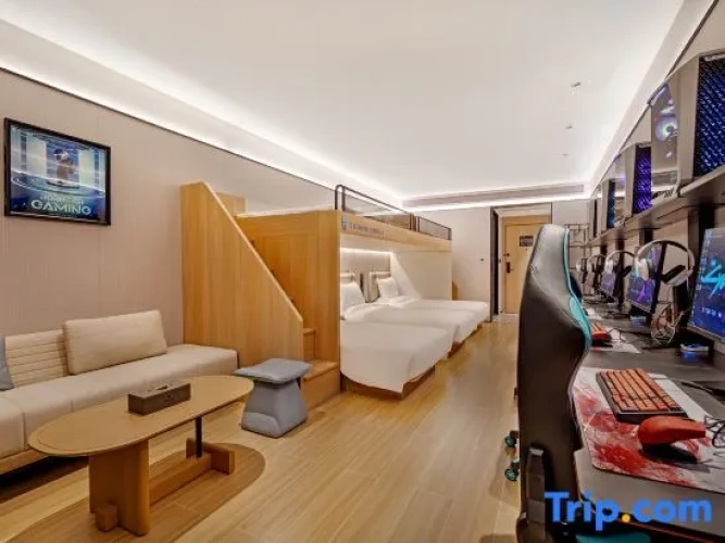 Standard Quintuple room