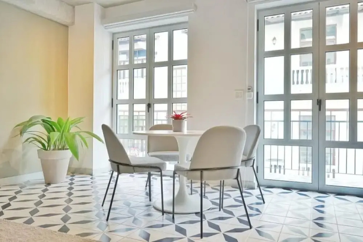 Spacious 2BR in Plaza Herrera