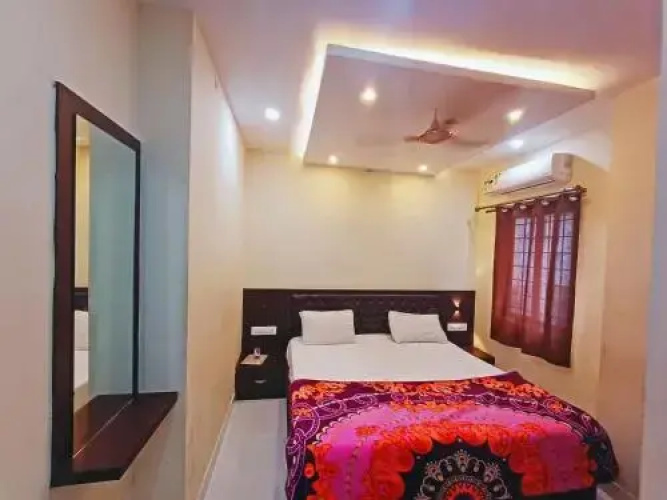 Shrusti Lodge
