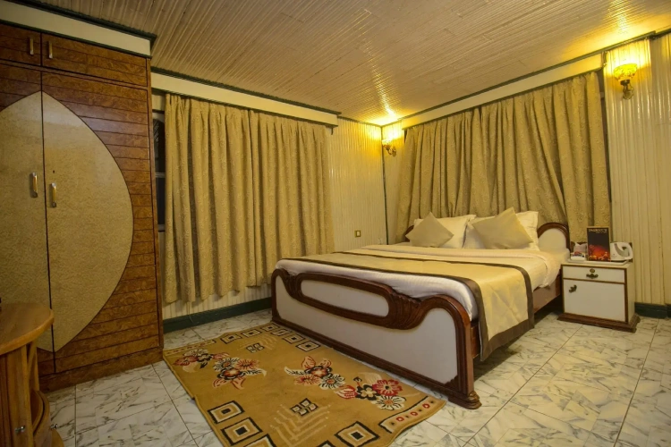 Comfort room