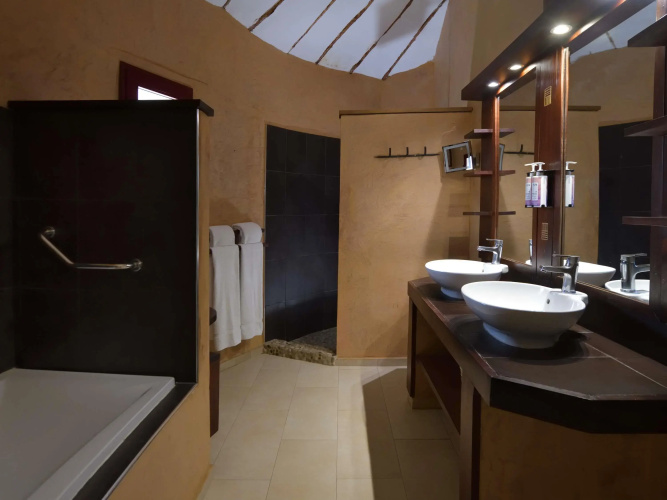 Mövenpick Resort Lamantin Saly