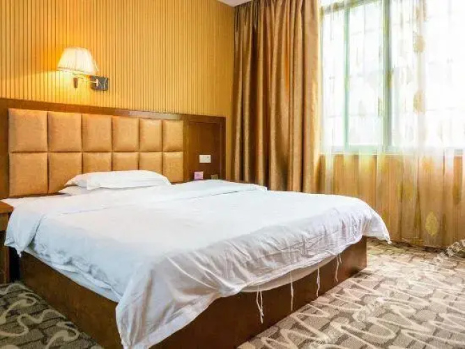Jinyue Business Hotel