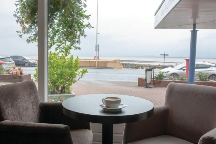 Strathmore Hotel