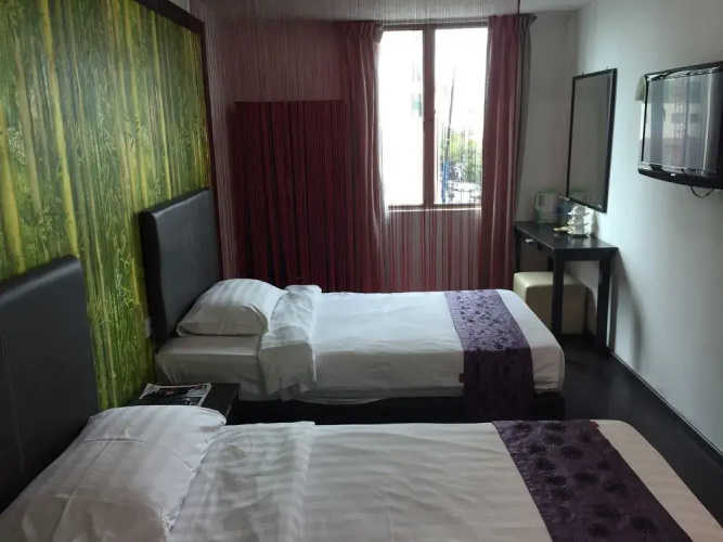 Le Hotel