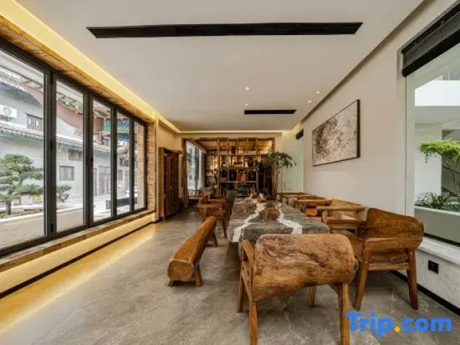 Puyi Homestay