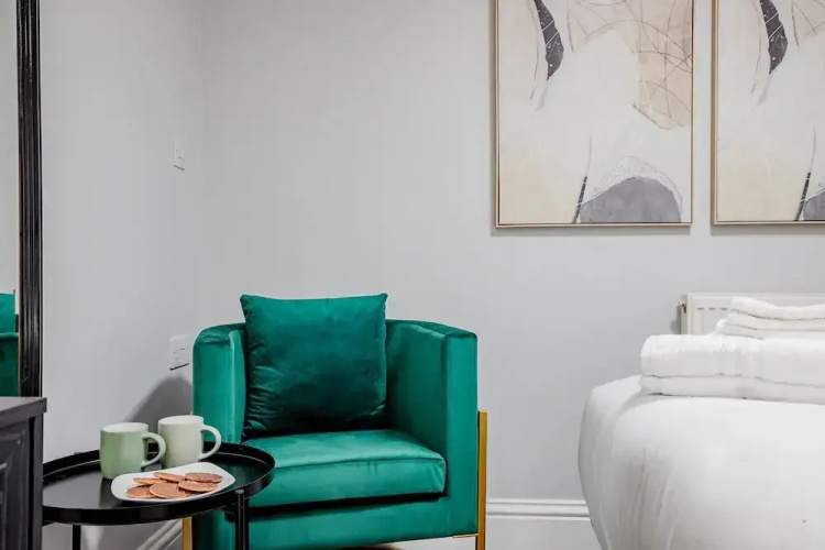 Host Stay Bridge Street Studio