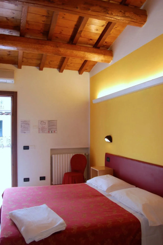 Abbazia Bed & Breakfast , Mantegna Hotels