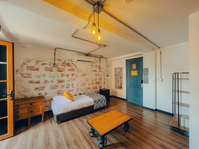 Deluxe Triple room with balcony
