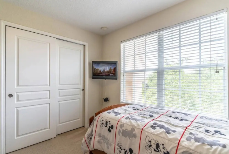 7755 Windsor Hills