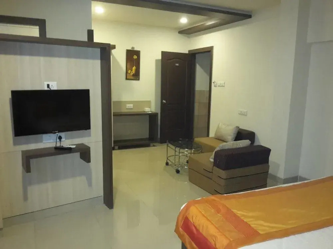Hotel Veer Residency